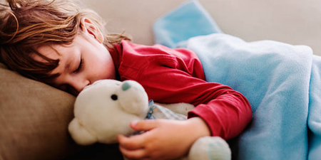 Expert shares 5 tips to get your excited kids to fall asleep this Christmas Eve