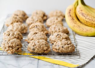 These super-easy, super-healthy breakfast cookies will go down a treat