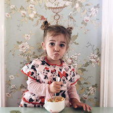 This little girl’s brutally honest opinion about gym goers is remarkably valid