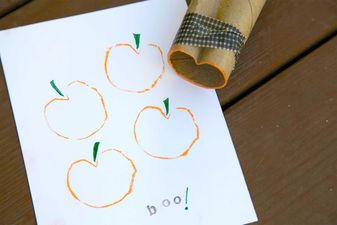 3 easy, yet creative Halloween-themed activities to entertain the kids with this midterm