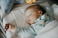 SOS! 5 easy ways to save your child’s sleep routine when the clocks go back