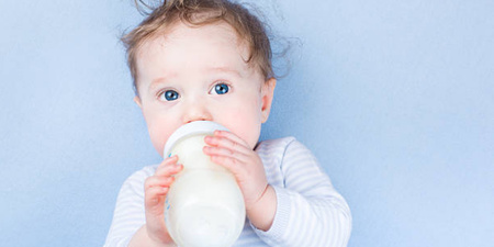 Bottle feeding and your baby’s teeth: what you should know