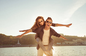 One third of Irish couples would consider bringing family on their honeymoon