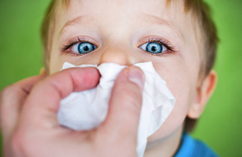Parents divided over this mum’s ‘genius’ hack for clearing her baby’s blocked nose