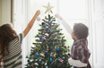 5 cute Christmas crafts you and the kids can make together