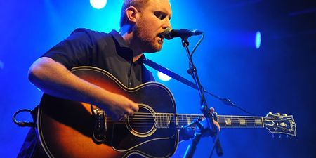 Gavin James helped a fan with this fantastic proposal to his girlfriend