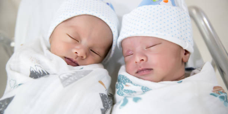 Five things you should know if you’re expecting twins