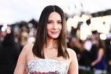 Olivia Munn shares texts between herself and Anna Faris about ex Chris