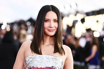Olivia Munn shares texts between herself and Anna Faris about ex Chris