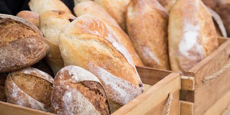 Folic acid should be added to all bread and flour, claims study