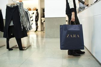 Mamas, you’ll just love this stunning Zara pink blazer