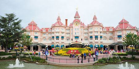 Nine-year-old books Disneyland trip after guessing dad’s Paypal details