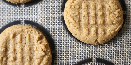The 4-ingredient peanut butter cookie recipe perfect for weekend baking