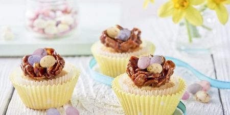 Calling all bakers! You need to make these delicious Easter nest cupcakes