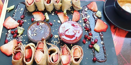 ‘Pancake sushi’ is our latest chocolate addiction and it’s SO easy to make