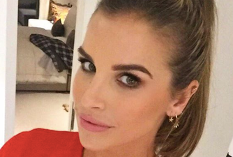 Vogue Williams looks radiant as she shows off her growing baby bump in new snap