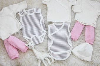 Preemie parents : 9 great places to shop for teeny, tiny sizes