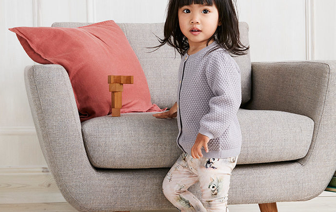 There’s an exclusive new collection for babies available online at H&M and it’s SO cute