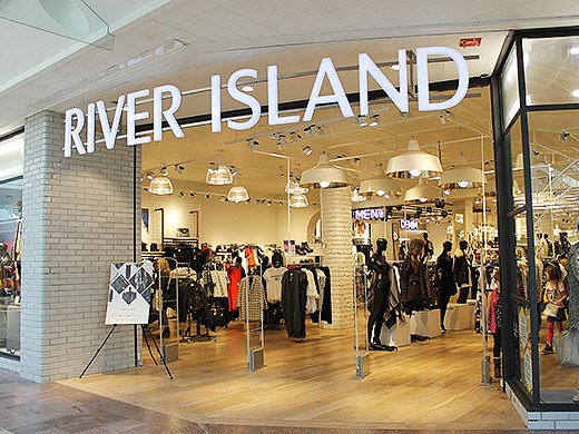 This super-flattering €50 River Island top has been all over social media