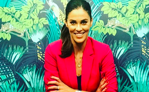 Glenda Gilson shares first pic of baby bump online at 24 weeks pregnant