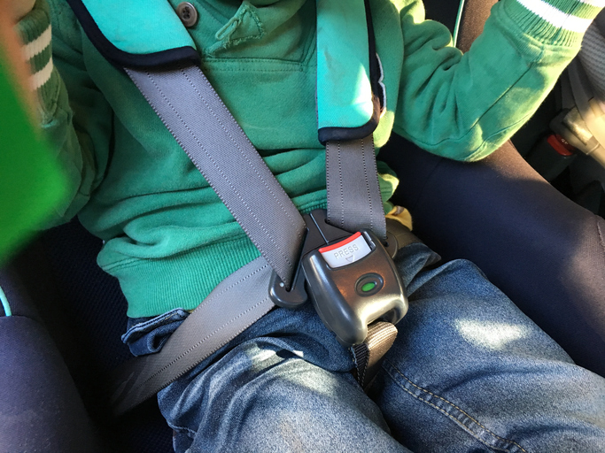 10 percent of children in Ireland don’t wear seat belts in cars, new study reveals