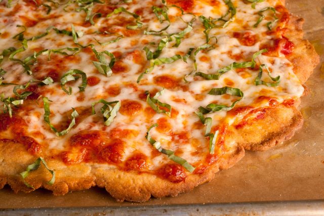 This gluten free pizza recipe is absolutely perfect for dinner tonight