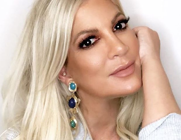 People are really divided over Tori Spelling’s sponsored sultry bedroom snap