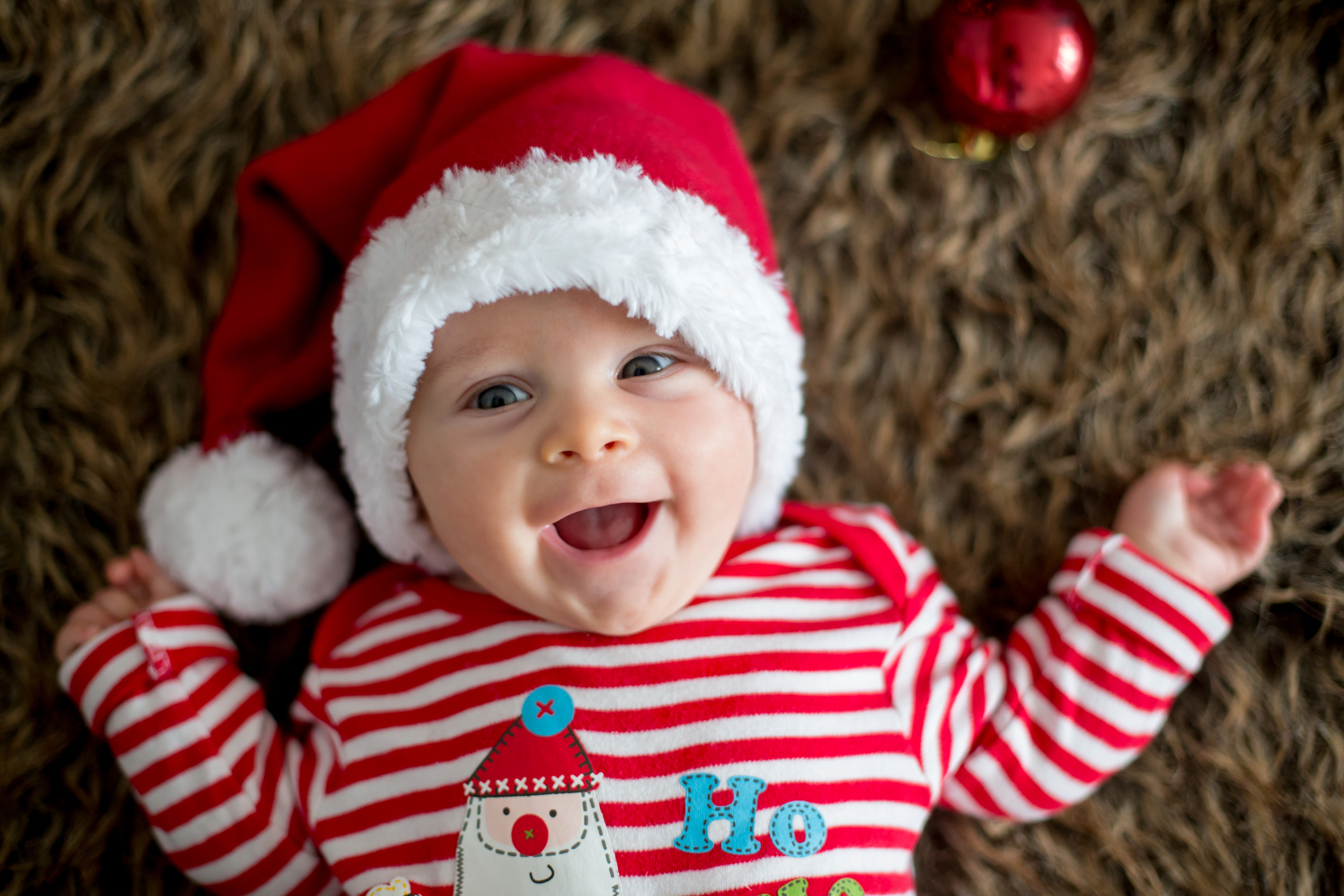 This beautiful keepsake is the perfect gift for baby’s first Christmas