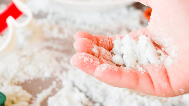 Easy DIY “snow” that’ll keep the kids entertained (while you get some stuff done)