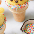 These adorable Winnie the Pooh cupcakes will be a winner at every birthday party
