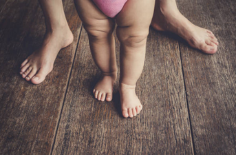 Here’s how many parents regret the age they had their first child at