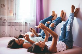 Teens and social media: 5 basic tips on how to keep them safe