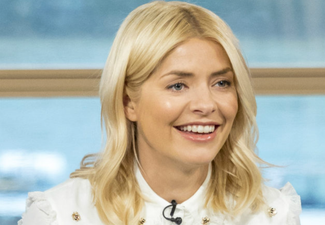 Holly Willoughby just wore the most glorious €69 skirt from & Other Stories