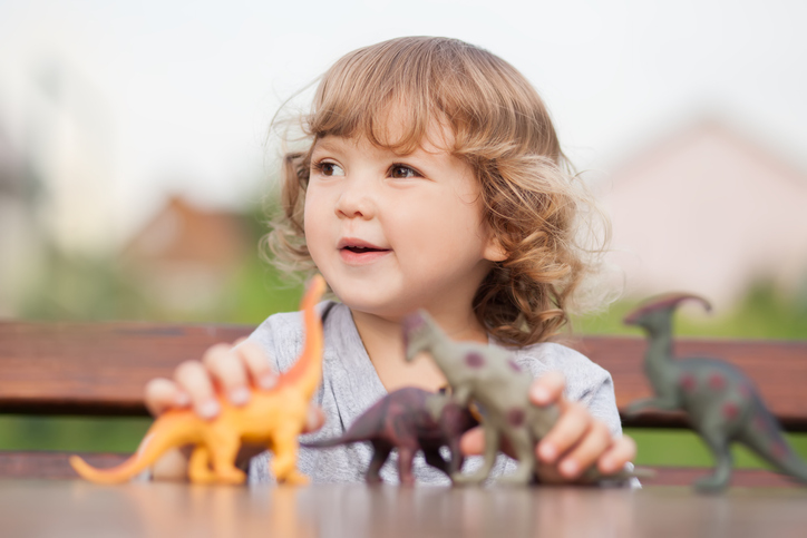 Science proves that children obsessed with dinosaurs turn out highly intelligent