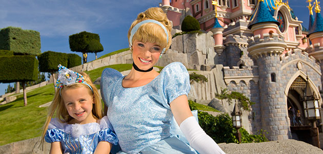 A family in the UK is offering a part time nanny €46,000 to dress up as a Disney Princess