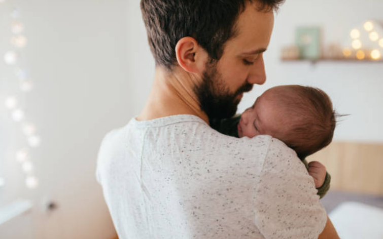 Study shows how new fathers can experience changes in brain chemistry too