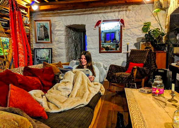 This Galway castle has the most popular room in Airbnb history, and WOW