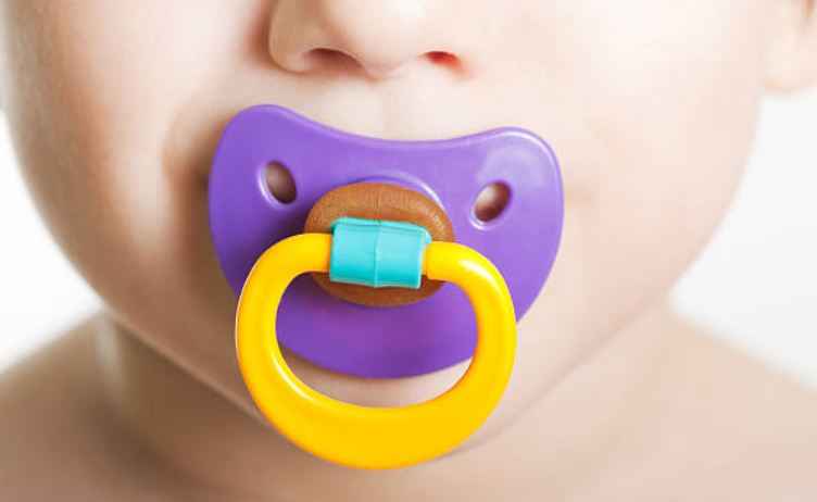 Mum debate: At what age did your child give up their soother?