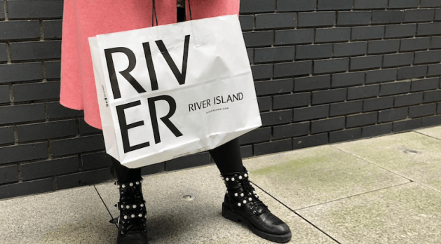 A must-have! This €43 River Island dress is both comfortable and stylish