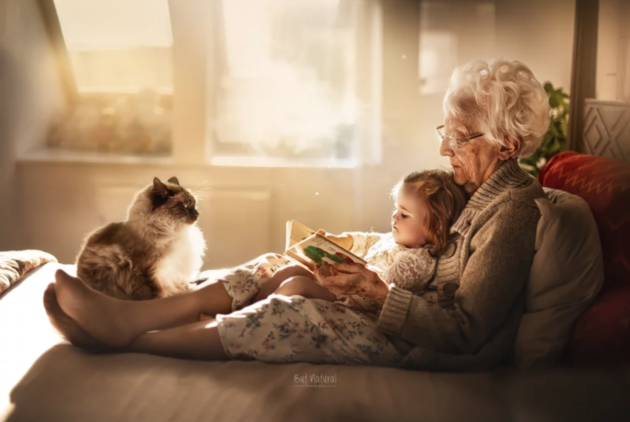 These pictures of grandparents with their grandkids are the purest thing we’ve ever seen