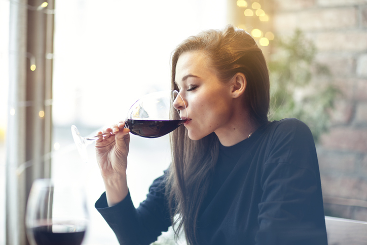 Irish women are the fourth heaviest drinkers in the world, study finds