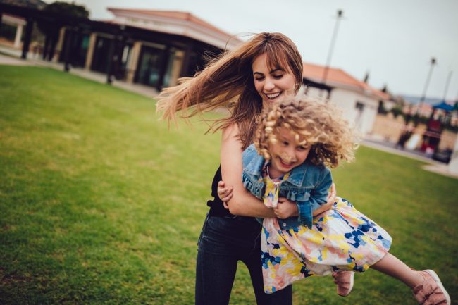 Aussie’s new Scent-sational Conditioning Mist is perfect for every busy mum