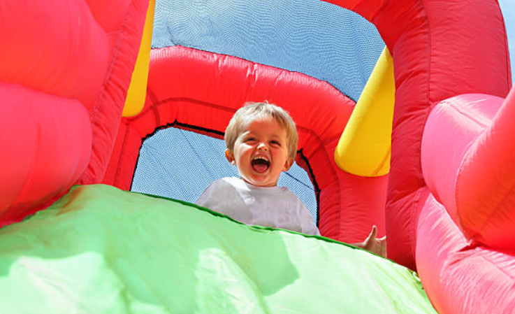Lidl is selling a bouncy castle for €35 and the kids will be delighted