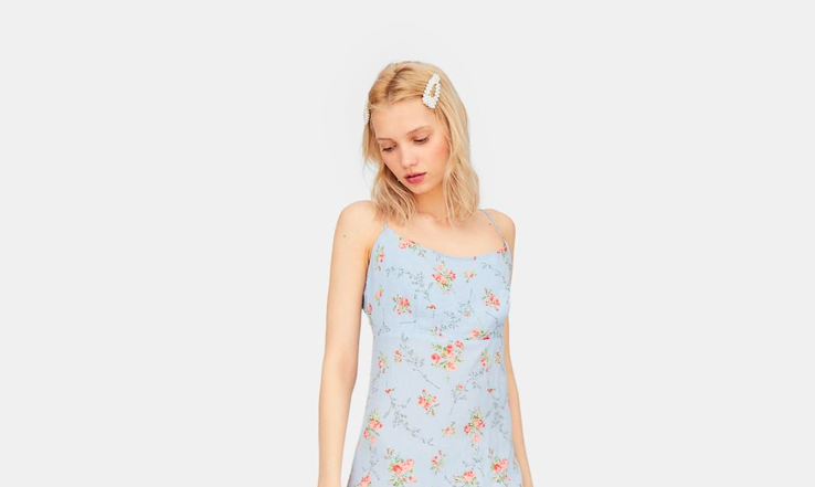 Special occasion coming up? Stradivarius’ €30 pastel dress will see you through any occasion