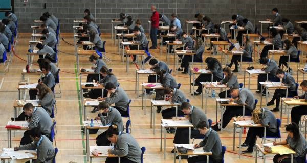 Nearly 59,000 students to receive Leaving Cert results this morning