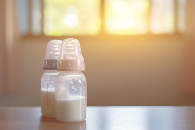 Apparently, the time you pump your breastmilk could impact your baby’s sleep