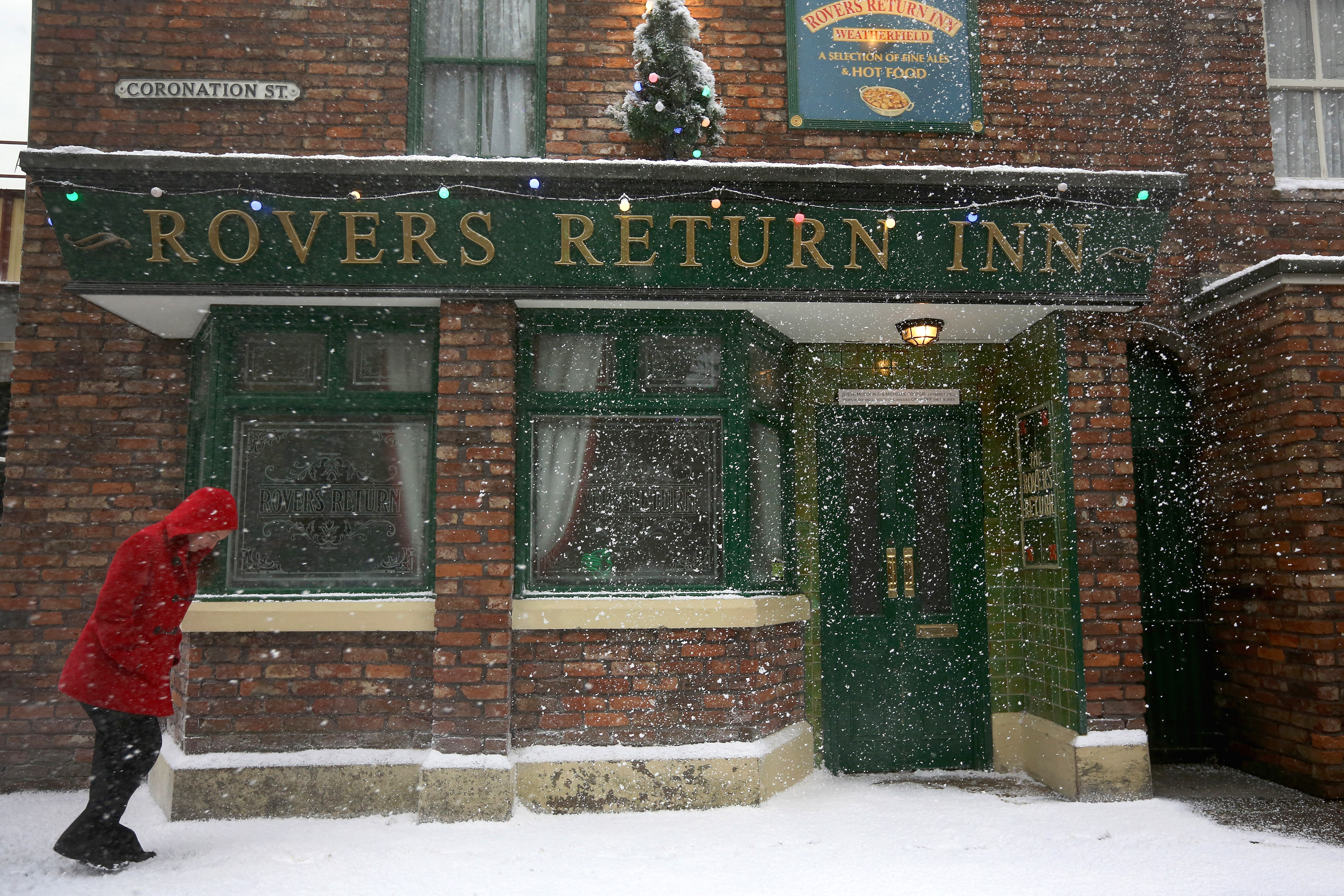 Corrie confirm plans for a Christmas special to celebrate memorable holiday moments