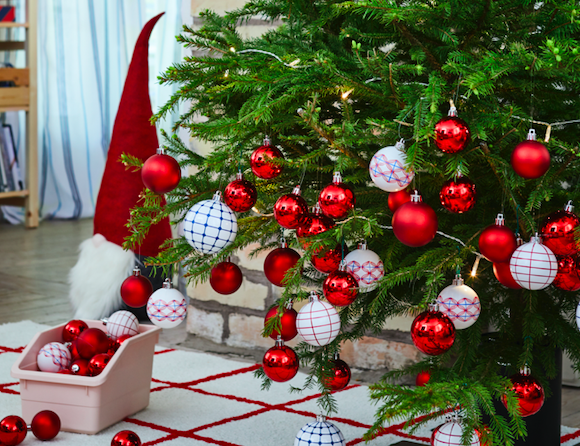 IKEA are giving out €15 vouchers when you buy a €30 Christmas tree