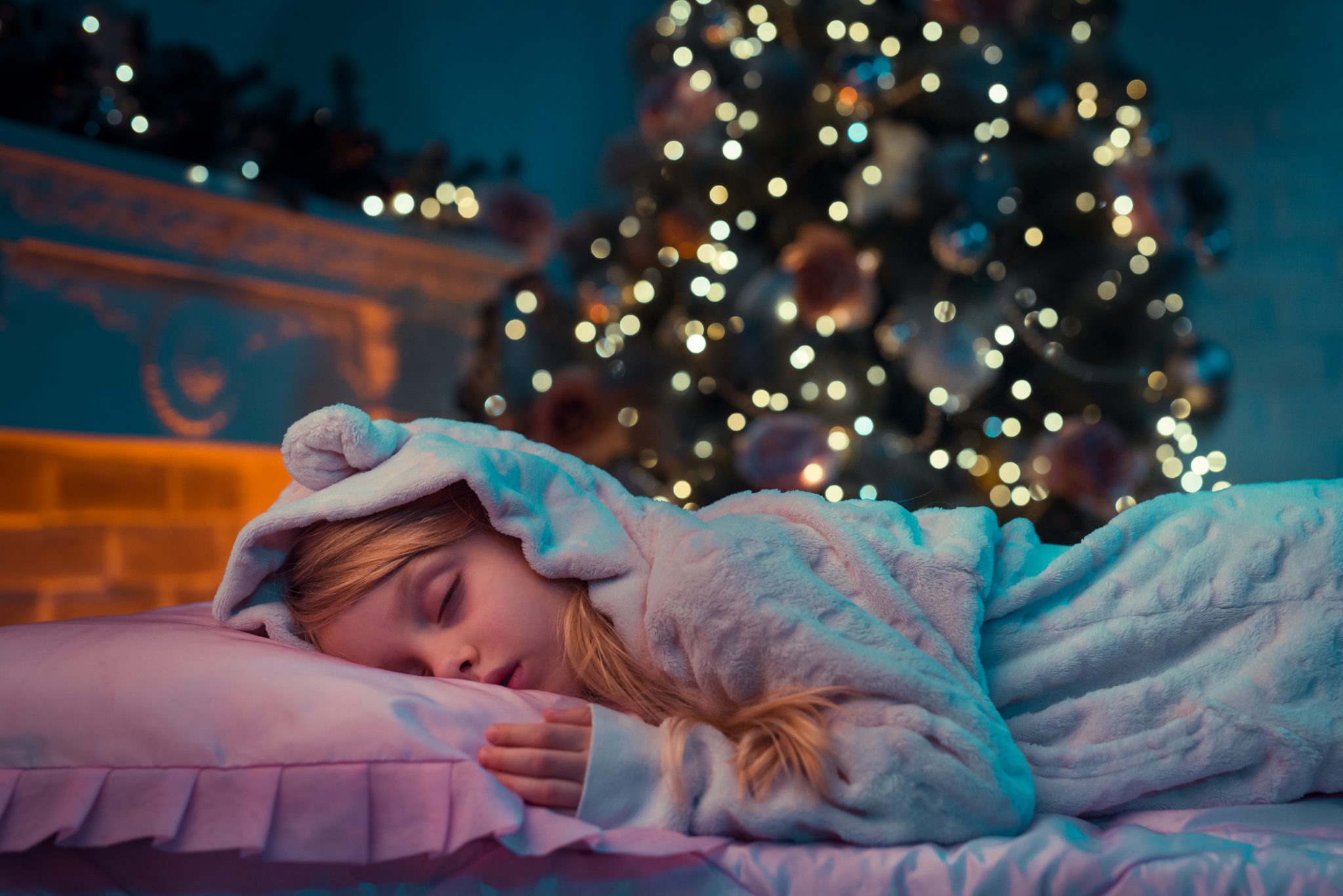 Paediatric Sleep Expert tips on keeping your child’s sleep schedule on track during holidays