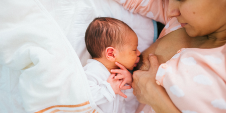 Breastfeeding: The amazing photo that shows breast milk repelling harmful bacteria